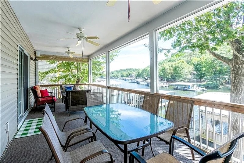 Valley Road a Five Bedroom Lake Front Home with Outstanding Kitchen! in Osage Beach, Missouri, United States — photo 4