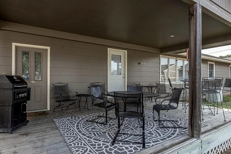 Lazy Days M-01 - Just Steps from the Pool! in Osage Beach, Missouri, United States — photo 3