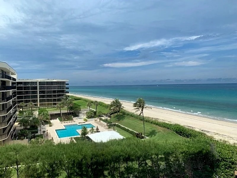 Palm Beach Upscale Oceanview Condo 3 Month Minium Stay