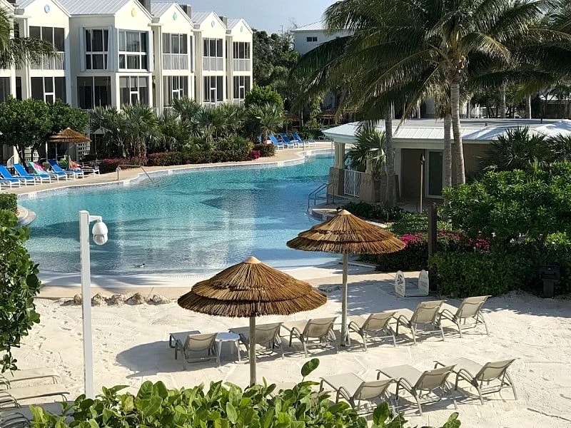 LUXURY VIP SUITE - INDOOR PICKLEBALL - STUNNING OCEAN VIEWS - OCEANFRONT RESORT! in Key Largo, Florida, United States — photo 3