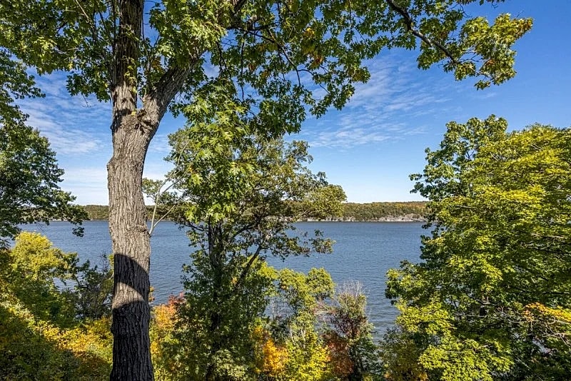 Knolls 0123 a wonderful condo with great amenities in Osage Beach! in Osage Beach, Missouri, United States — photo 2