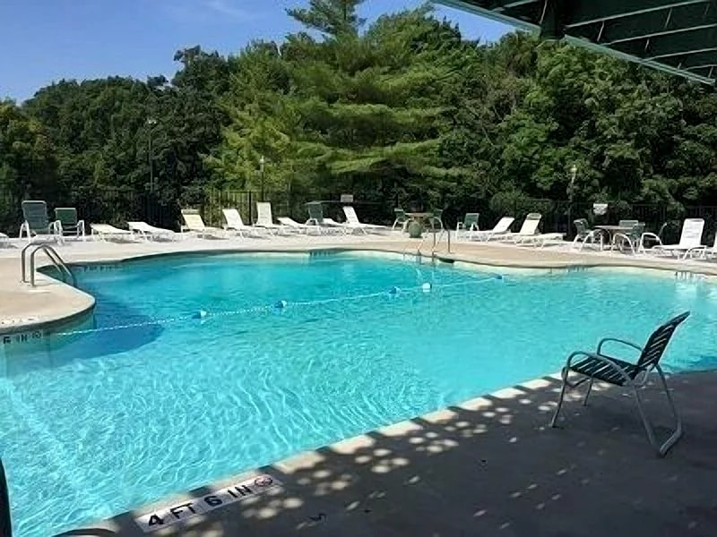 Water's Edge 22-2B Beautiful 3 Bedroom Waterfront Condo with Exquisite View! in Lake Ozark, Missouri, United States — photo 4