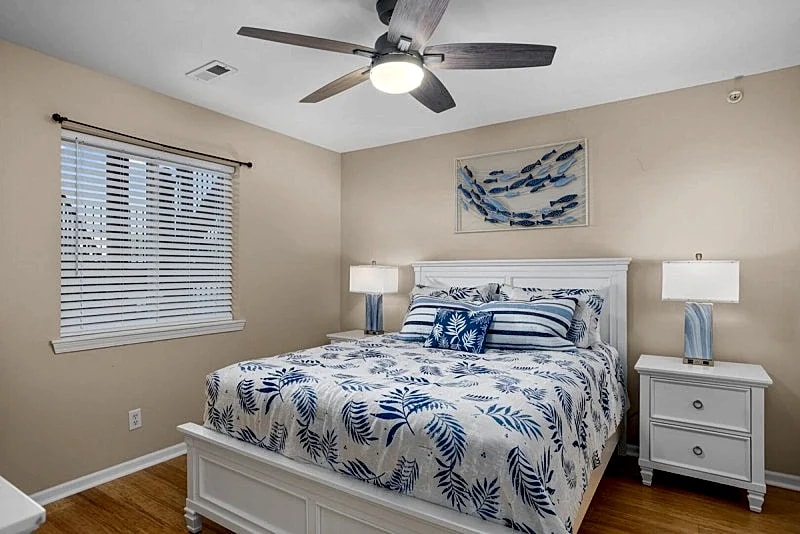 Cedar Glen 238-1I - Lovely Ground Floor Condo with Walkout to Pool! in Camdenton, Missouri, United States — photo 3