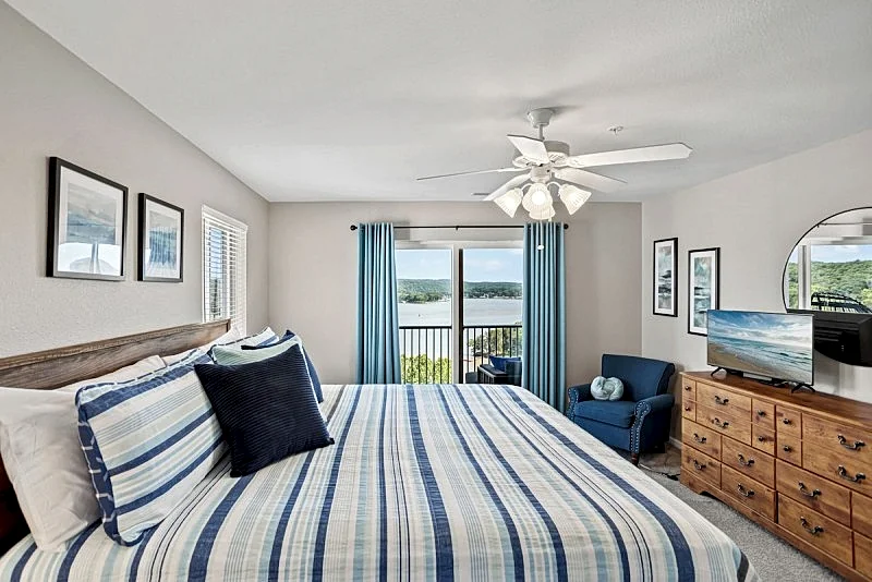 Cedar Heights 67-3A - Camdenton Condo with Spectacular View!