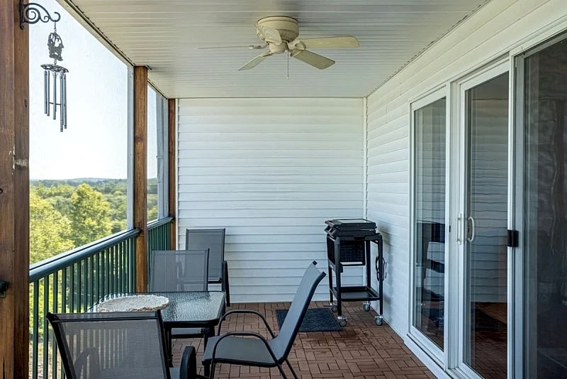 Cedar Heights 67-3A - Camdenton Condo with Spectacular View! in Camdenton, Missouri, United States — photo 5