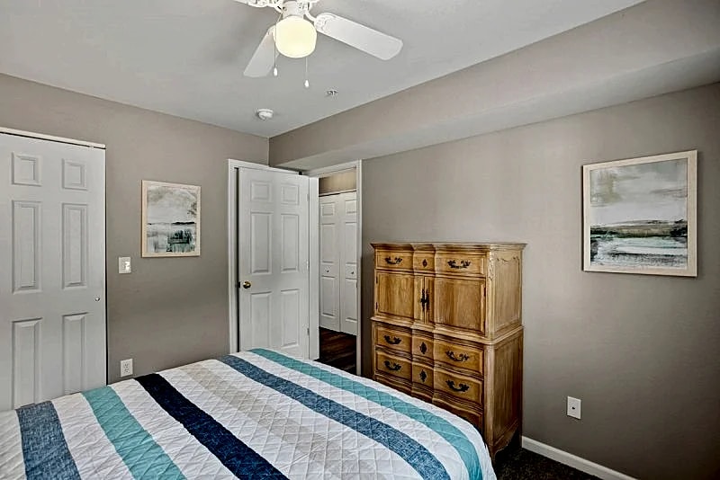 Cedar Heights 67-3A - Camdenton Condo with Spectacular View! in Camdenton, Missouri, United States — photo 2