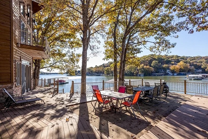 Hook Lane - Massive Waterfront Home! in Camdenton, Missouri, United States — photo 4