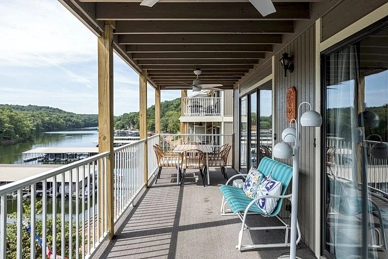 Lazy Days E-08 - Cozy Waterfront Condo in Osage Beach in Osage Beach, Missouri, United States — photo 5