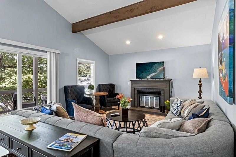 Lakeside Landing - Updated Waterfront Home!