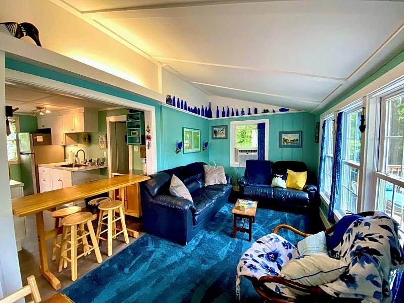 Fun Family Wolfeboro Winnipesaukee Bay Waterfront with SUP, 5 Kayaks & 2 Canoes in Wolfeboro, New Hampshire, United States — photo 4