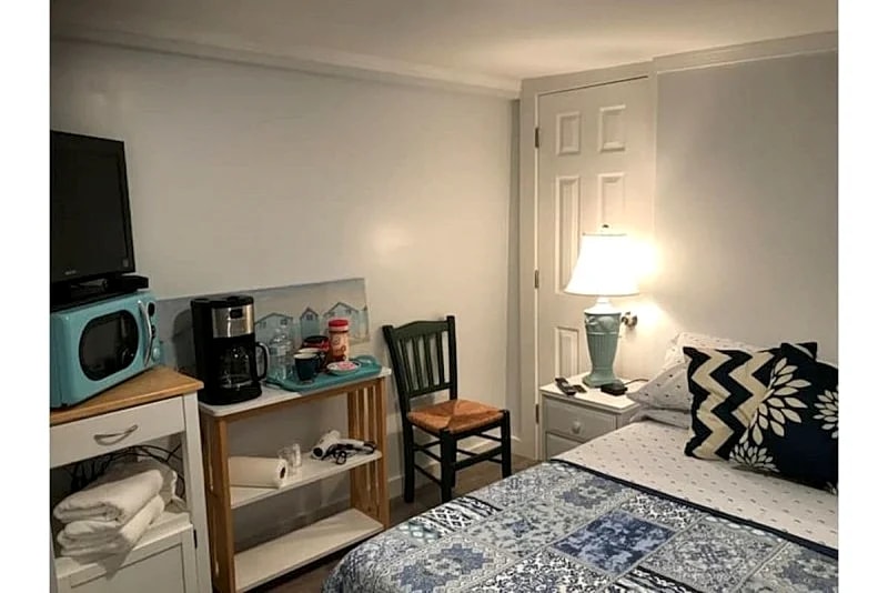 Chanel Studio at the Conwell Dune Shack Provincetown - 5 min walk to downtown!