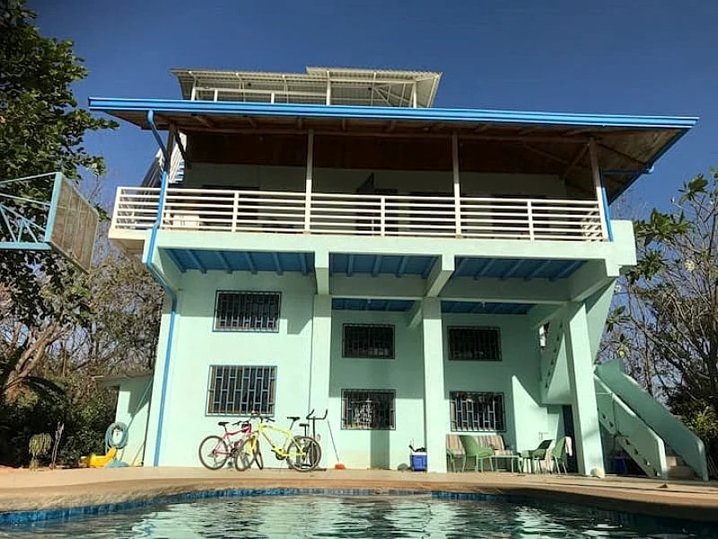 Coco Loco Azul Pool, Bikes 6 min walk to Beach: House in Playa Junquillal in Junquillal, Guanacaste Province, Costa Rica — photo 3