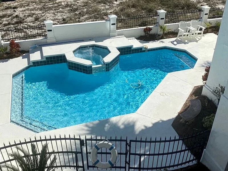 Watch Dolphins Swim By! <50 Steps to Beach! Fleur-De-Lis in Destin, Florida, United States — photo 2