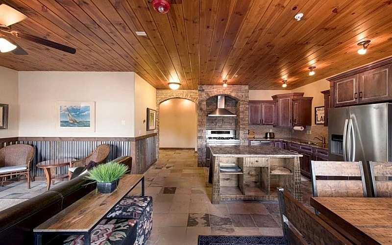 TimberCrest Downtown Lakeview Condo South - Lakeview Balcony - A/C - Downtown in McCall, Idaho, United States — photo 5