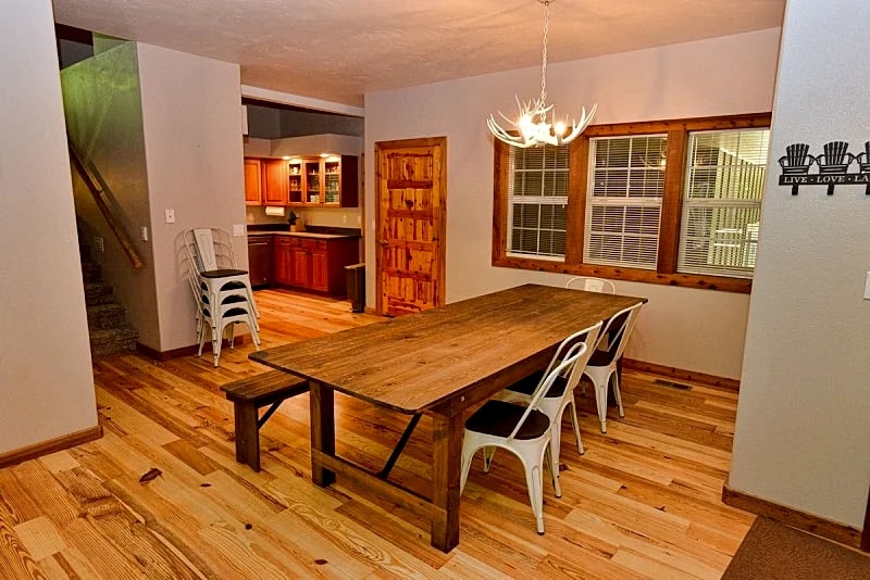 Peace in the Pines: Woodland Oasis in Spring Mountain Ranch, Private Hot Tub in McCall, Idaho, United States — photo 2