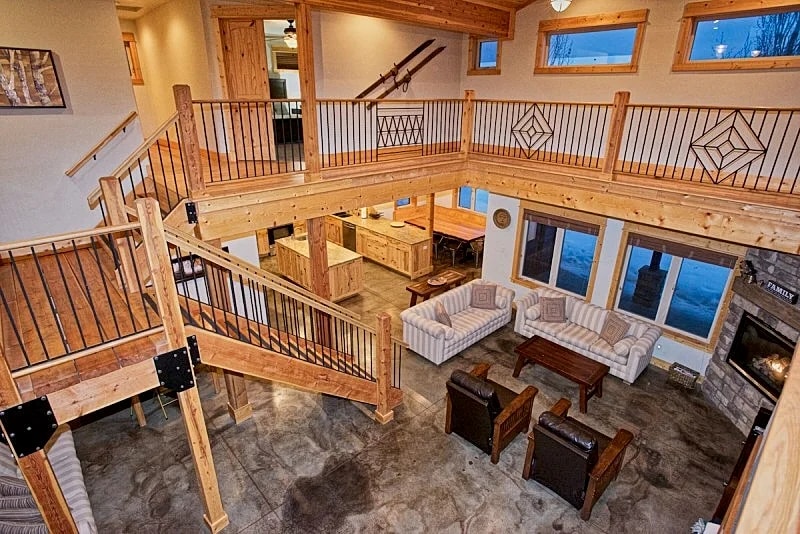 Elk Ridge: Hot Tub, Pet Friendly, Pool Table, and Gas Fireplace in McCall, Idaho, United States — photo 3