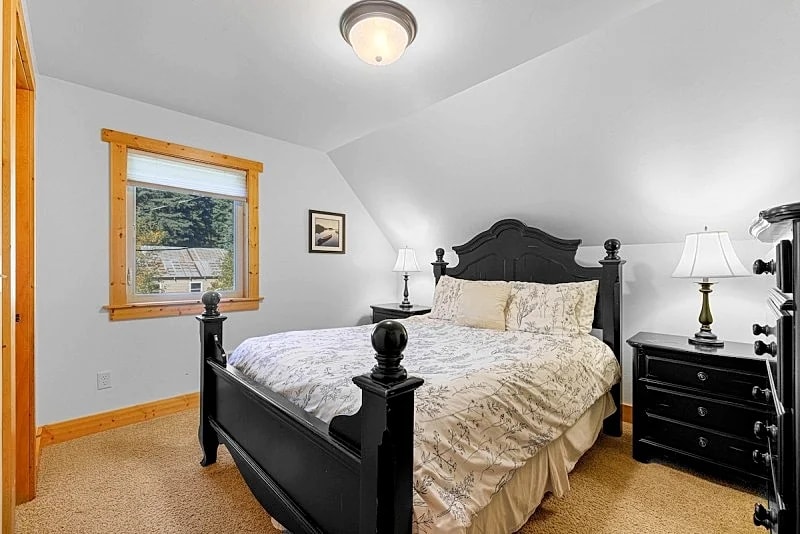 New! Tranquil Aspens - near lake, town, parks - expansive deck - pet friendly in McCall, Idaho, United States — photo 4