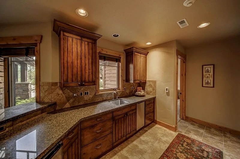 Bear Discovery - Spectacular - Tamarack - 5BR - ski in ski out - hot tub in Donnelly, Idaho, United States — photo 5
