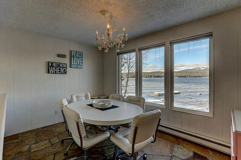 2 Lakefront Homes - Sleeps 16 - Dock - Beach - Walk to Dining & Park in McCall, Idaho, United States — photo 4