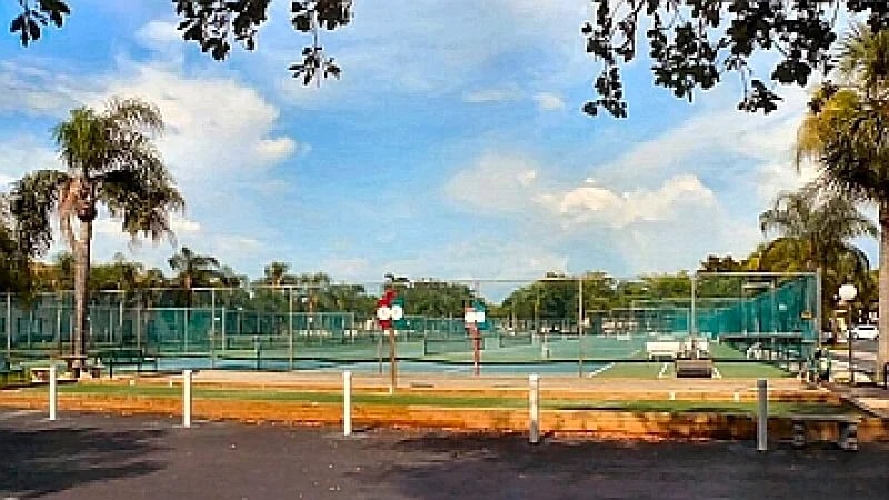Holiday Home, Winter Park, Naples, Florida in Naples, Florida, United States — photo 4
