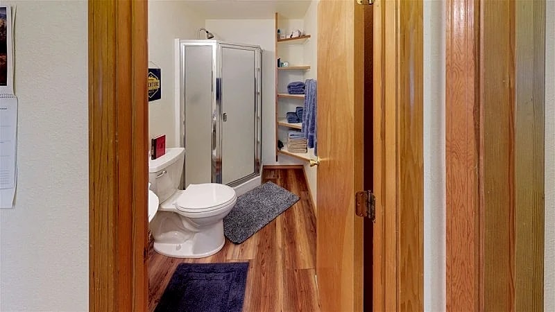 Longhorn Hideaway: Pet Friendly, Hot tub, Near Ponderosa Park, Quiet Wooded Neighborhood in McCall, Idaho, United States — photo 5
