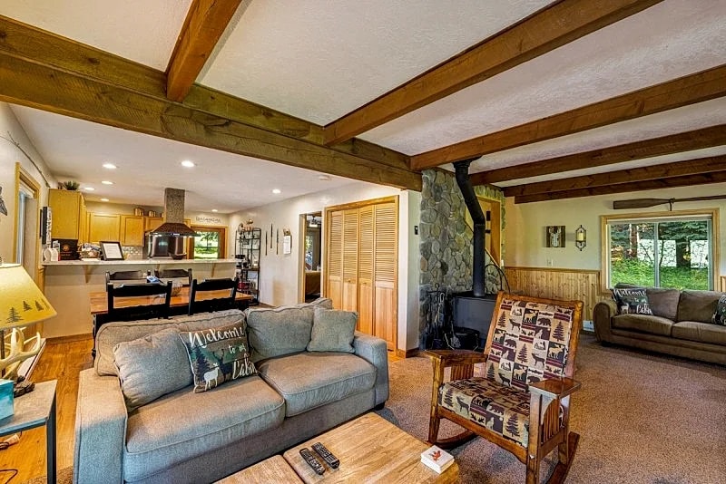 Mountain Joy - Pet Friendly - Hot Tub - River access - Trail system - Yard games - Canoe in McCall, Idaho, United States — photo 4