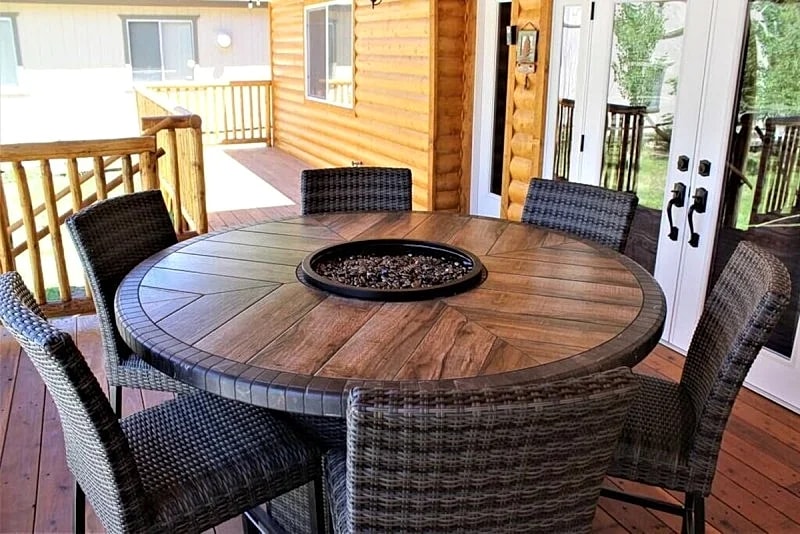 Village Hideaway - Fire Pit & Steps to Village - Big Bear Lake in Big Bear Lake, California, United States — photo 4