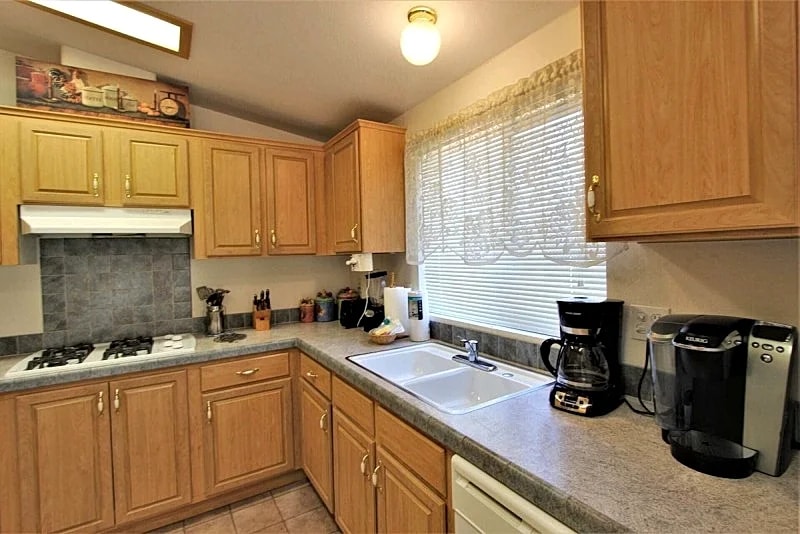 Bluebird Cottage - Dog-Friendly & Walk to Lake - Big Bear Lake in Big Bear Lake, California, United States — photo 4