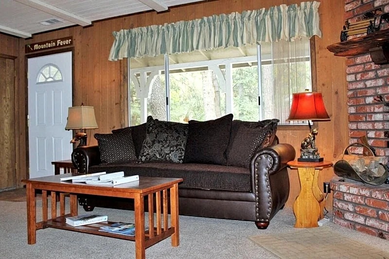 Southern Comfort - Cabin w/Foosball & A/C - Big Bear Lake in Big Bear Lake, California, United States — photo 3