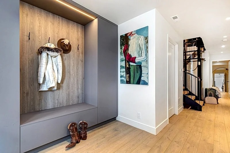 SPECTACULAR MTN MODERN HOME. GREAT OLD TOWN LOCATION. EASY ACCESS TO TOWN LIFT. in Park City, Utah, United States — photo 5