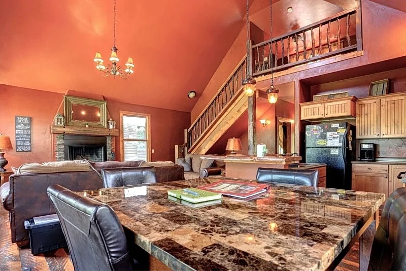 Mercantile Cabin | 4 Bed, 2 Bath in Lead, South Dakota, United States — photo 4