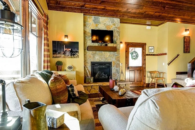 Little Badger Lodge at Gilded Mountain in Lead, South Dakota, United States — photo 5