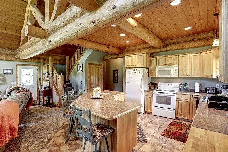 Elk Creek Retreat | 3 Bed, 1 Bath in Deadwood, South Dakota, United States — photo 3
