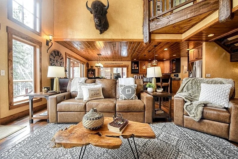 Ore Car Lodge - Outdoor fireplace! in Lead, South Dakota, United States — photo 4