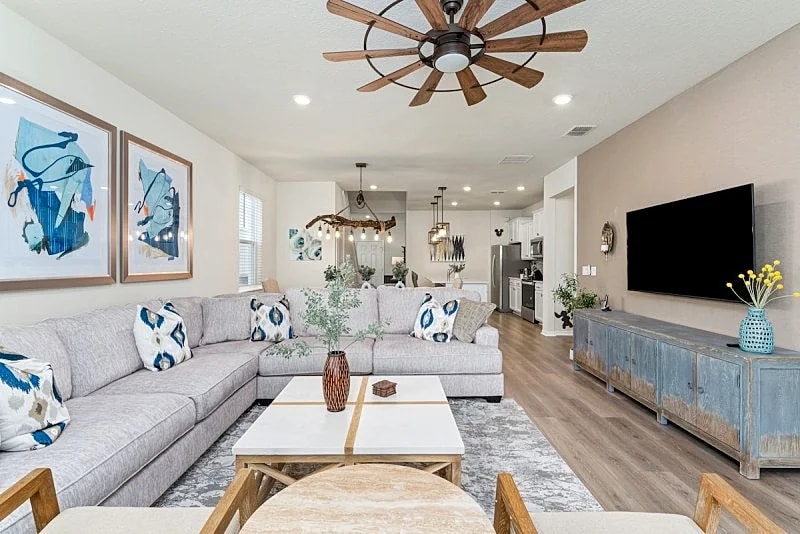 Epic Windsor Dream | Amazing Themed Bedrooms and Games Room! in Davenport, Florida, United States — photo 5