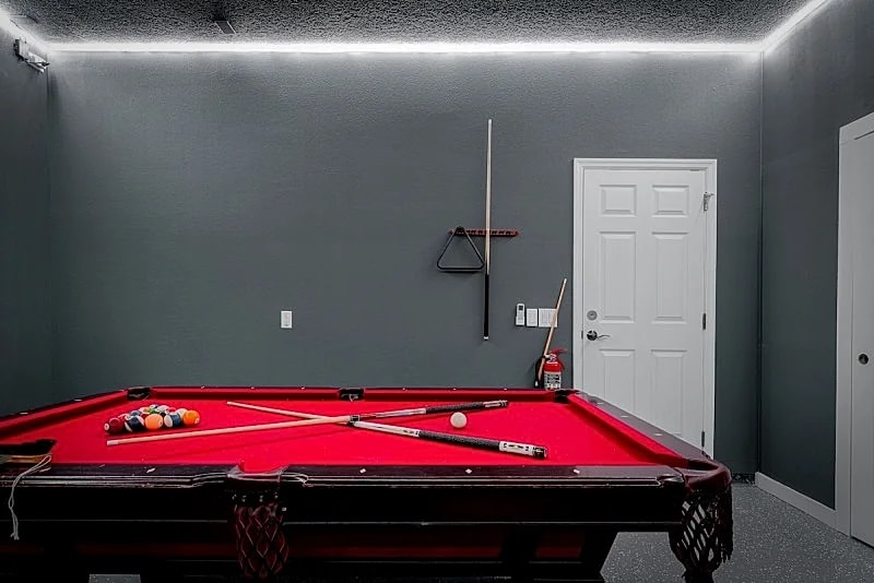 Bella Vida Paradise | Games,Theater Room | Screened-in Pool in Kissimmee, Florida, United States — photo 5