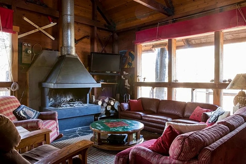 Family Cabin Only 6 Miles to Yosemite Park West Enttrance Hw120 in Groveland, California, United States — photo 2