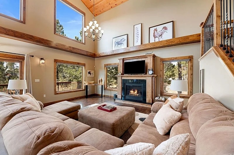 Spacious Powder House Pass Cabin | Close to ATV & Snowmobile Trails | Game Room w/ Foosball in Lead, South Dakota, United States — photo 5