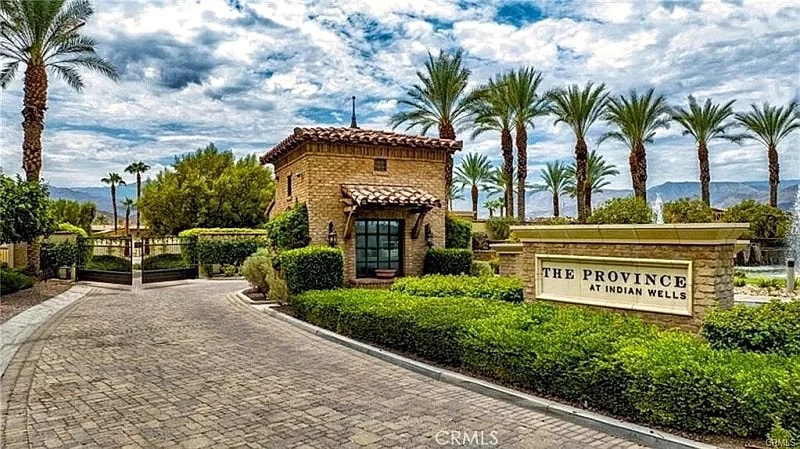 Stunning Model Home in Indian Wells with Pool, Game Room & Designer Touches in Indian Wells, California, United States — photo 2