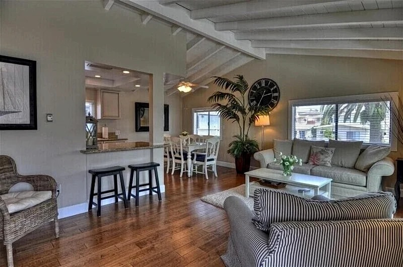 Clean & Highly Rated - Close to CDM Beach/Village, A/C&Garage in Newport Beach, California, United States — photo 2