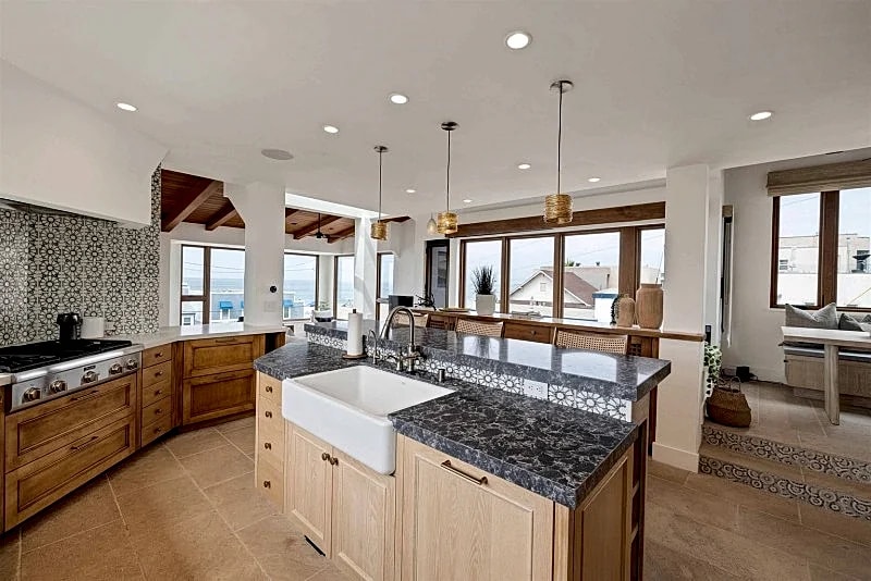 Stunning Ocean View Luxury Home Just Steps from Hermosa Beach in Hermosa Beach, California, United States — photo 5