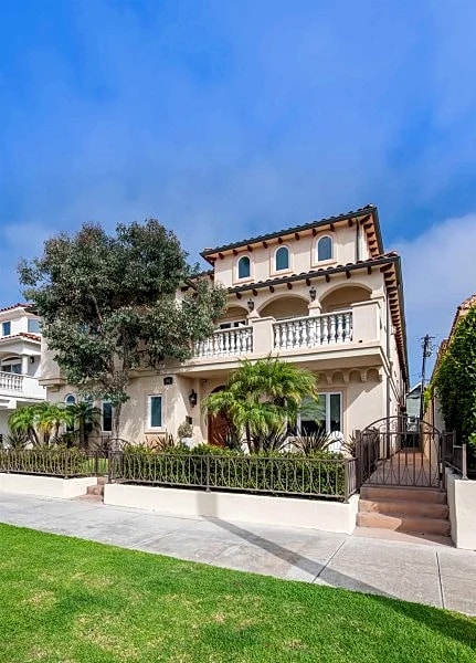 Coastal Elegance, Mediterranean Style 3 Bedroom Townhome in South Redondo Beach
