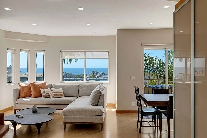 Stunning Ocean View 3 Bedroom Townhouse in the Heart of Downtown Hermosa Beach in Hermosa Beach, California, United States — photo 2