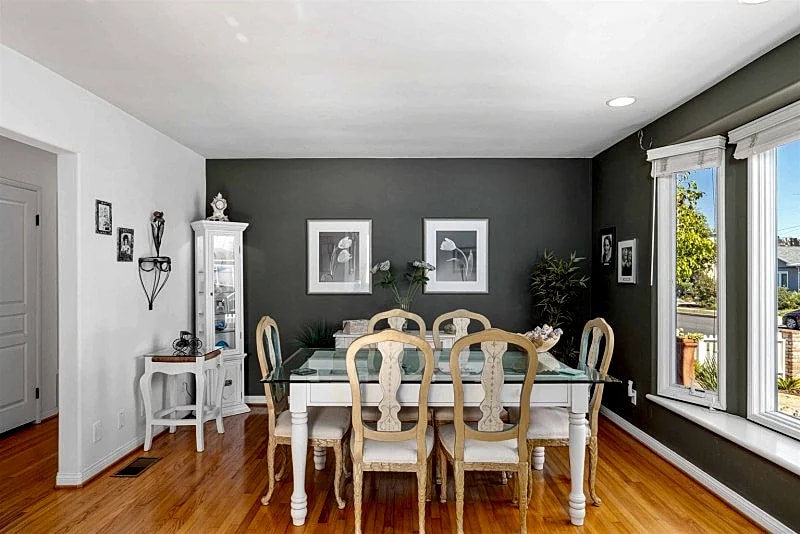 Coastal Family Living at 1605 Lynngrove, Fully Furnished Manhattan Beach Retreat in Manhattan Beach, California, United States — photo 5