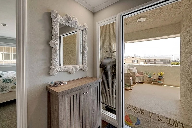 Ocean Breeze Luxury: Stunning 3-Bedroom Beach Condo in South Redondo Beach in Redondo Beach, California, United States — photo 3