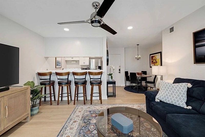 Charming 2-Bed, 2-Bath Condo Just Steps from Manhattan Beach, A Perfect Coastal Retreat! in Hermosa Beach, California, United States — photo 5