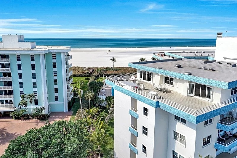 Rare Beachfront 3Bed/4Bath Penthouse at Sunset House Penthouse C - Marco Island in Marco Island, Florida, United States — photo 3
