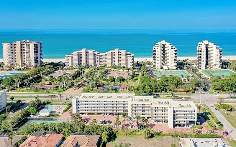 Top Floor 2 Bed Grandview #507 Condo I Close Walk to Beach in Marco Island in Marco Island, Florida, United States — photo 2