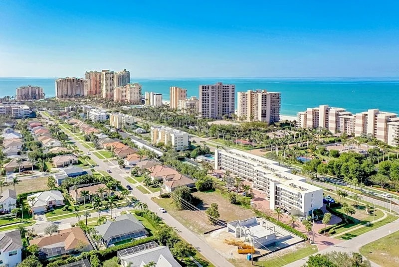 Top Floor 2 Bed Grandview #507 Condo I Close Walk to Beach in Marco Island in Marco Island, Florida, United States — photo 3