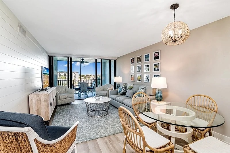 Full Reno Throughout I Views of Factory Bay, Anglers Cove 405M in Marco Island, Florida, United States — photo 5